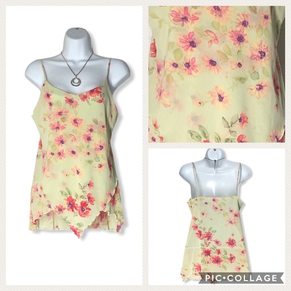 🛍Cool wear USA Asymmetrical Sleeveless Floral Top - Picture 1 of 5